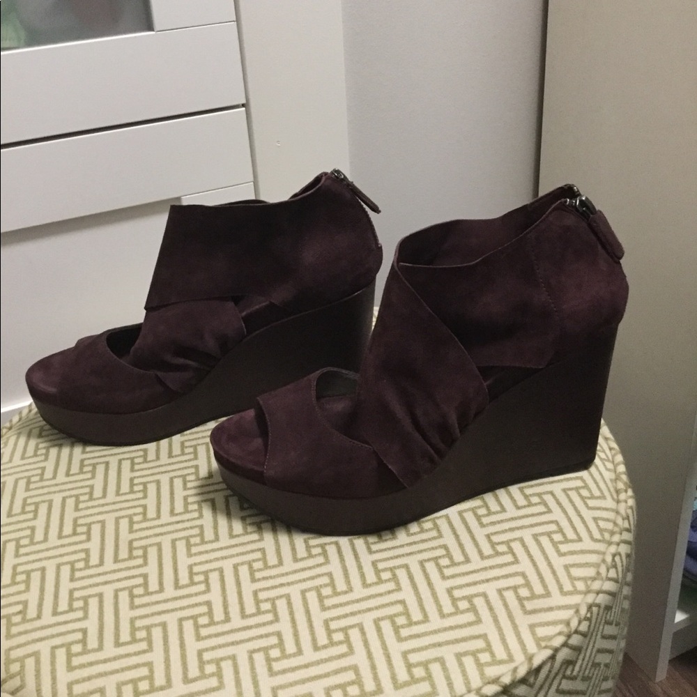 Like new Eileen Fisher wedges!